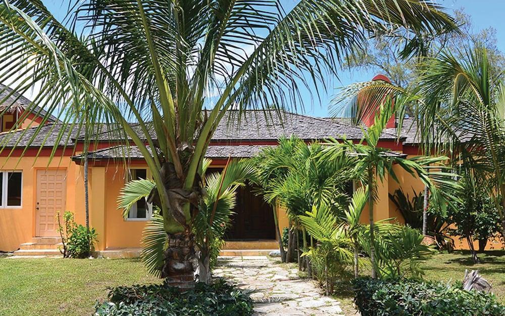 Marley Resort & Spa Nassau Exterior foto